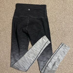 Lululemon leggings size 8 good condition